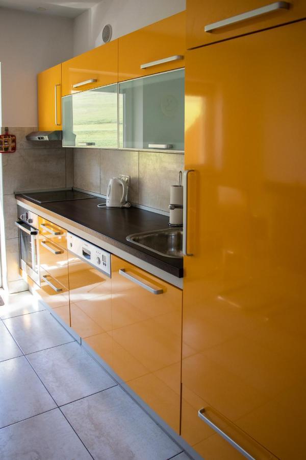 Apartma Soncek, On The Ski Slopes, Balcony, Private Parking Kranjska Gora Exterior foto